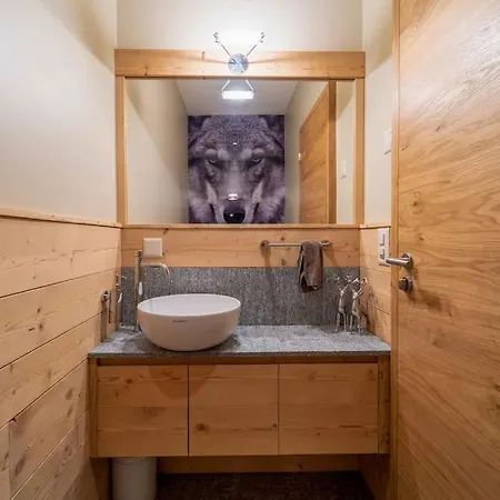 Apartment Chesa Wolf *