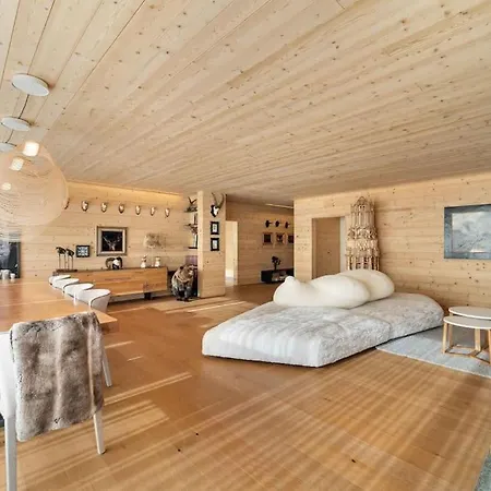 Chesa Wolf Apartment *
