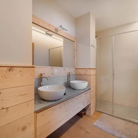 Chesa Wolf Appartement *