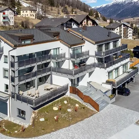 Apartment Chesa Wolf *